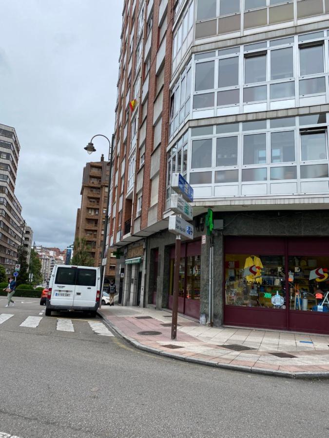 Appartamento La Casa Del Marino Avilés Esterno foto